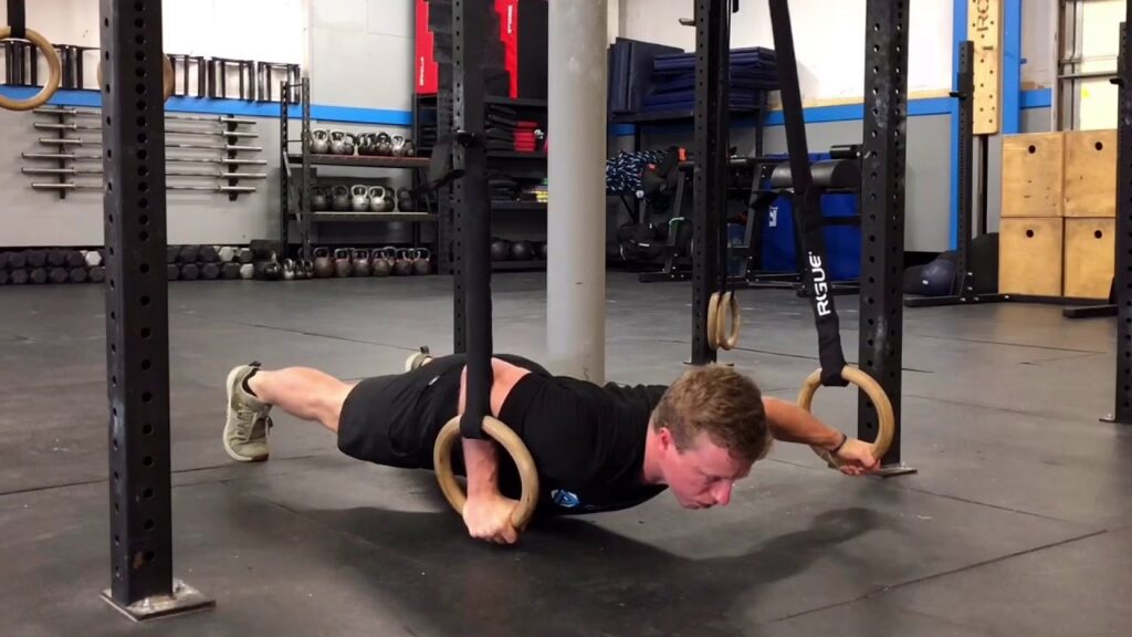 Bench Press Alternative: Ring Push-Up